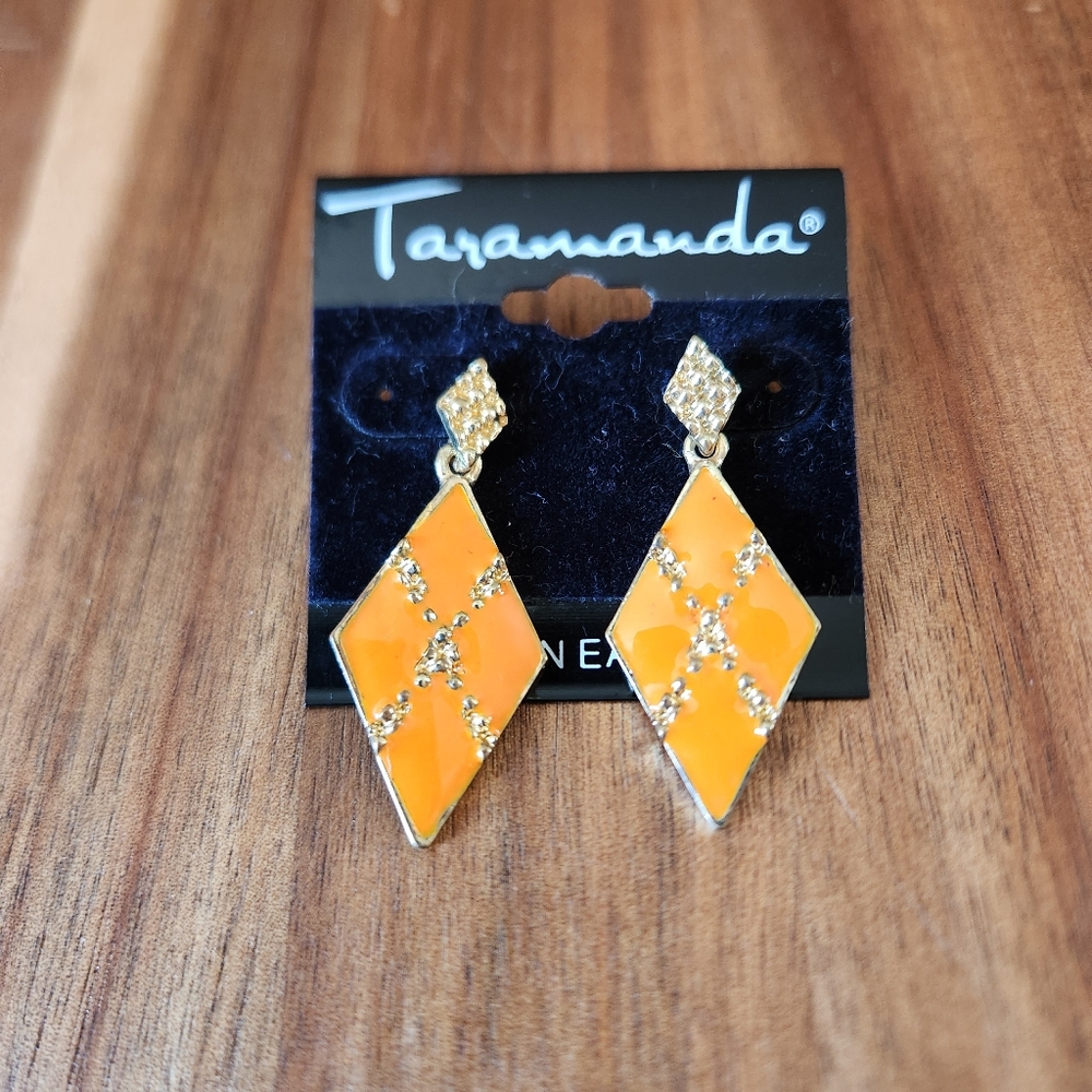 Taramanda Orange Earrings